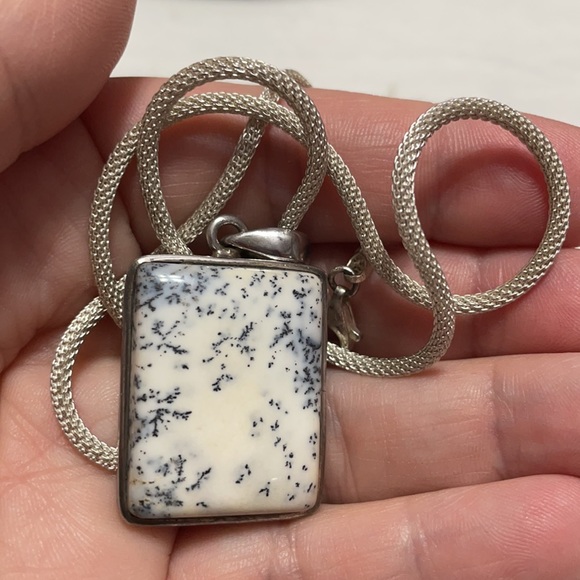 Dendritic Jasper and sterling pendant on 18” sterling chain - Picture 8 of 12